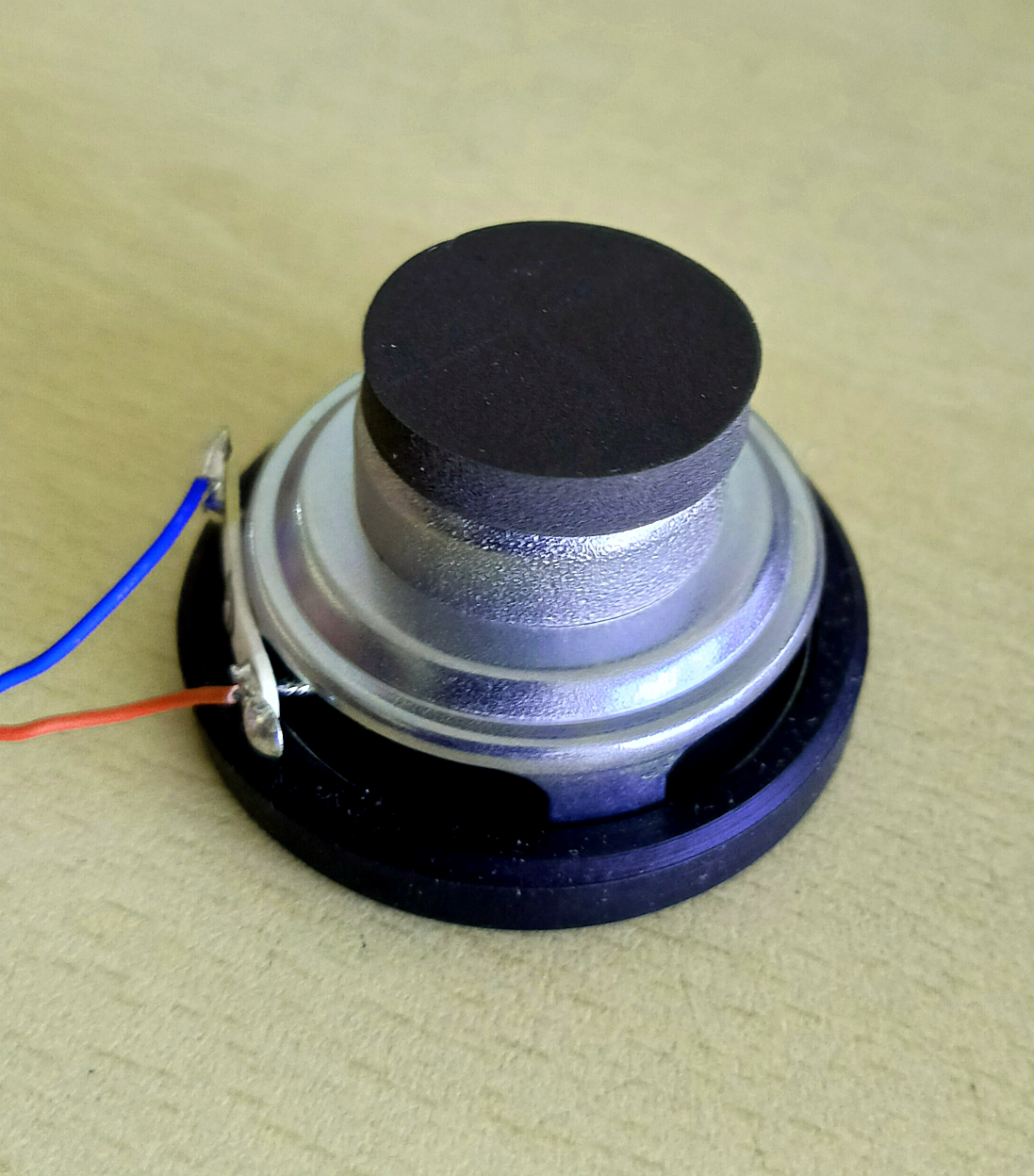 4 Ohm 3 Watt Speaker 40mm Diameter - Electra Traders | Electronic Components & Gadgets India